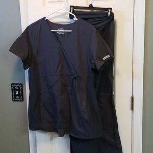 Cherokee flexibles maternity scrub set